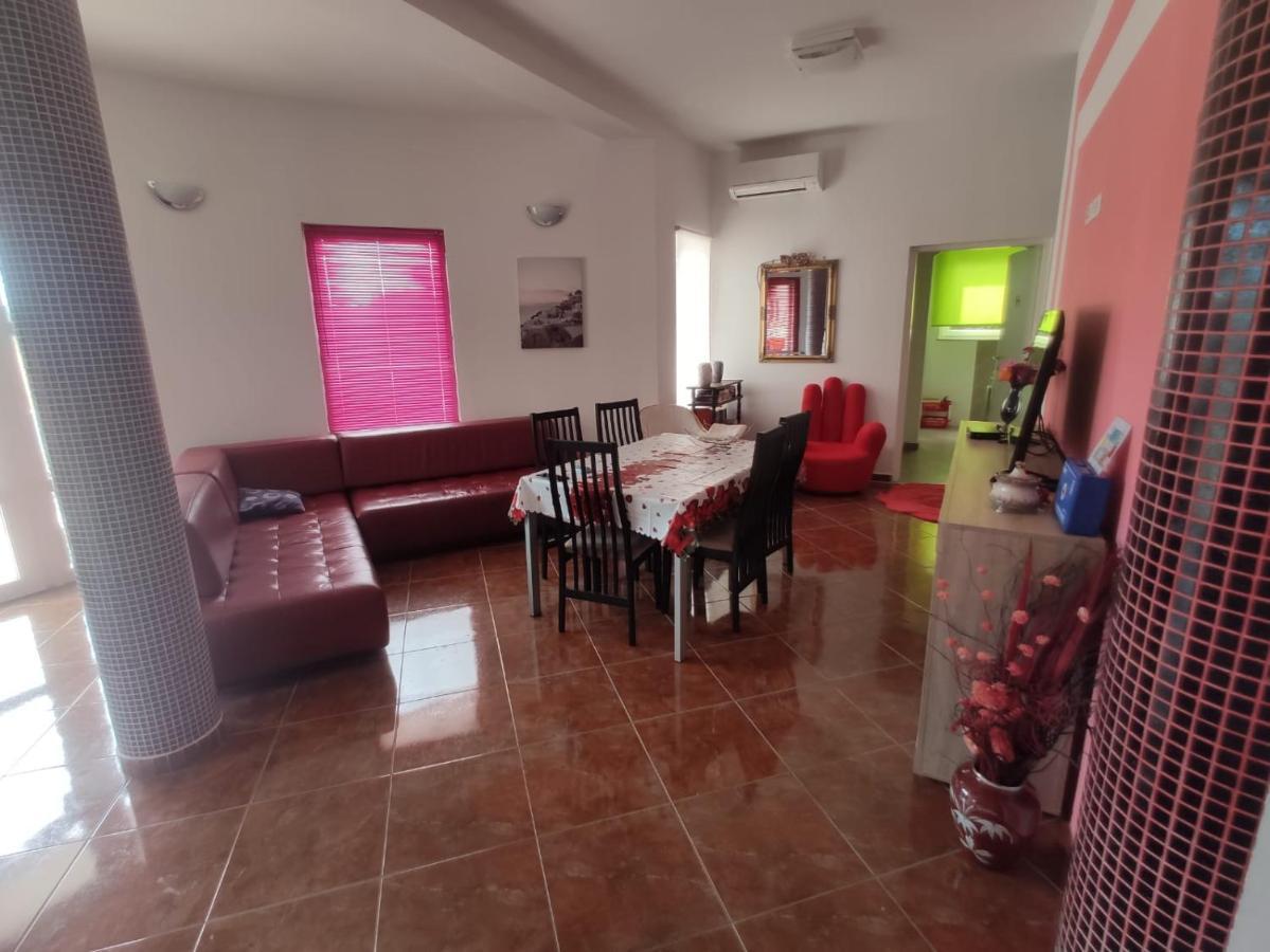 APP Margareta Apartment Umag Bagian luar foto