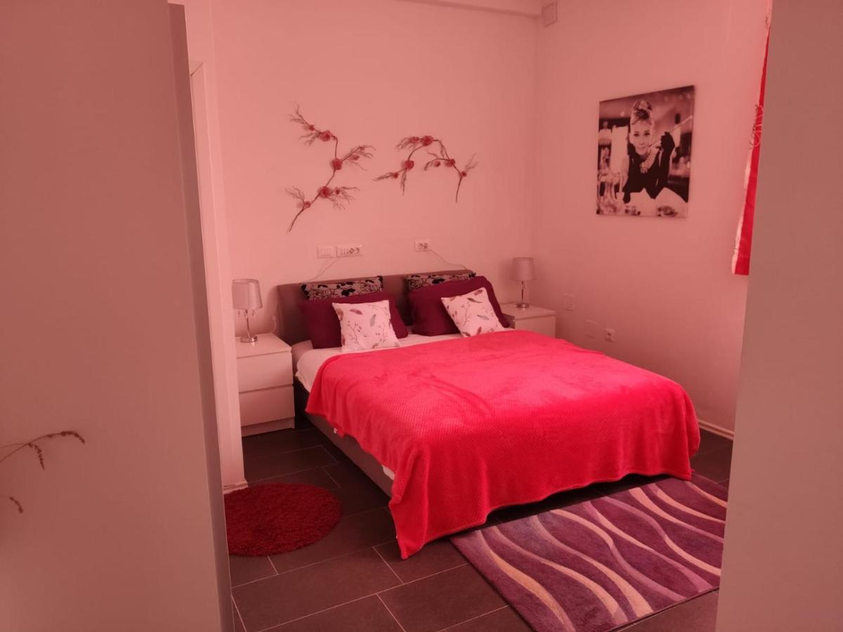 APP Margareta Apartment Umag Bagian luar foto